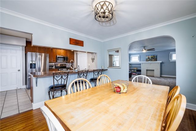 85 Hartsdale Road, Irondequoit, NY 14622