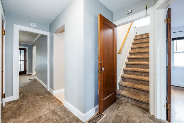 85 Hartsdale Road, Irondequoit, NY 14622