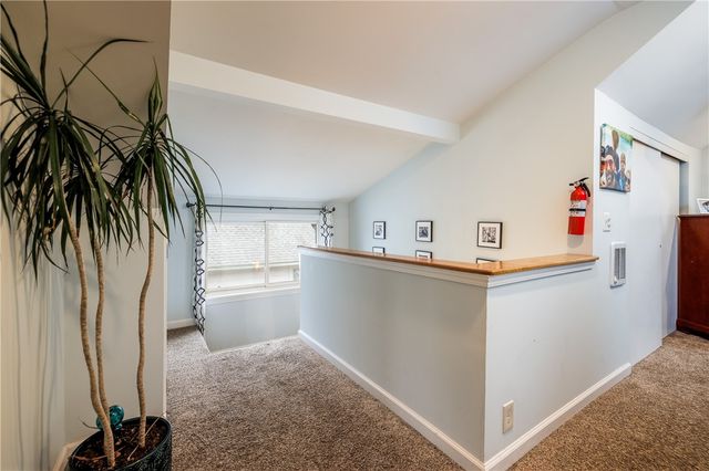 85 Hartsdale Road, Irondequoit, NY 14622