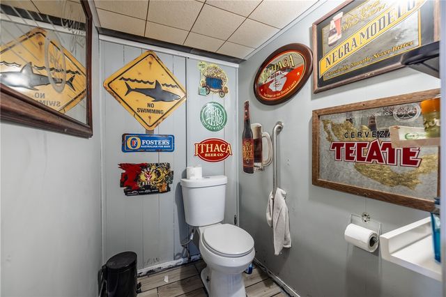 85 Hartsdale Road, Irondequoit, NY 14622