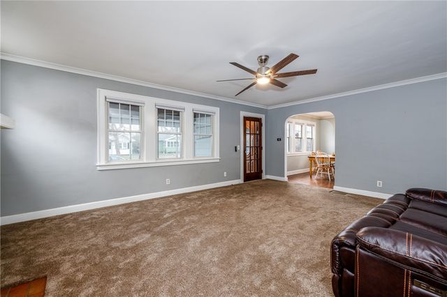 85 Hartsdale Road, Irondequoit, NY 14622