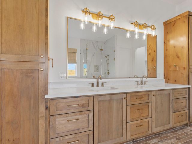 131 Hydrangea DR, Smithville, TX 78957