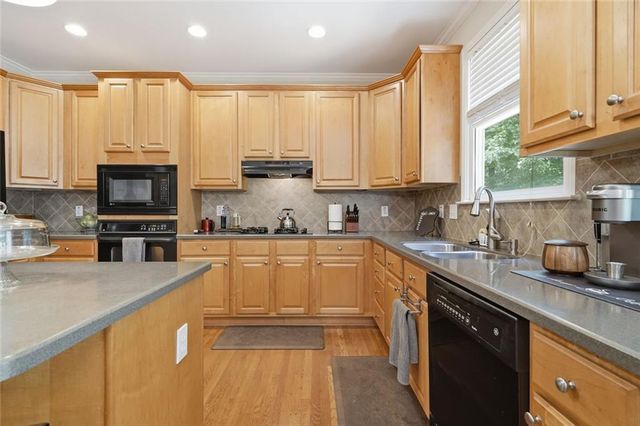 4319 White Hickory Lane NW, Kennesaw, GA 30152