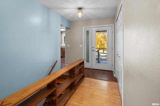 7 SANDPIPER Drive, Blue Grass, IA 52726