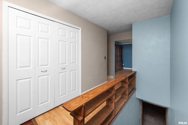 7 SANDPIPER Drive, Blue Grass, IA 52726