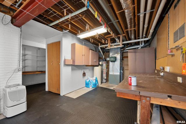 7 SANDPIPER Drive, Blue Grass, IA 52726