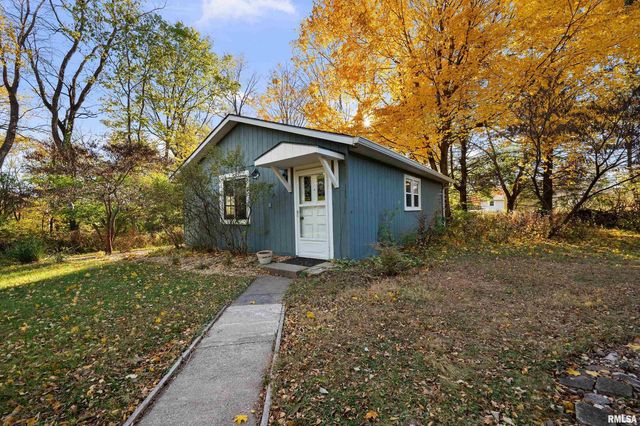 7 SANDPIPER Drive, Blue Grass, IA 52726