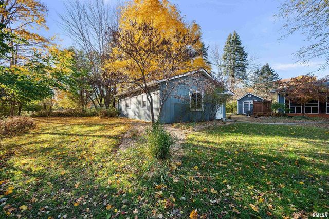 7 SANDPIPER Drive, Blue Grass, IA 52726