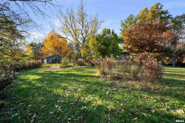 7 SANDPIPER Drive, Blue Grass, IA 52726