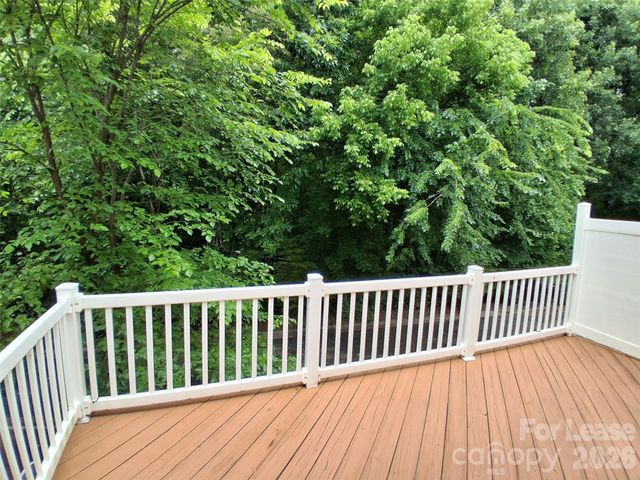9572 Blossom Hill Drive, Huntersville, NC 28078