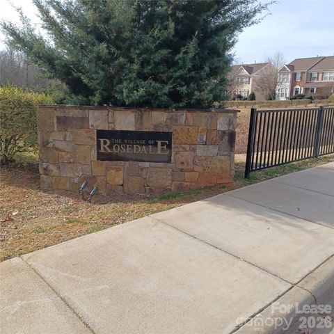 9572 Blossom Hill Drive, Huntersville, NC 28078