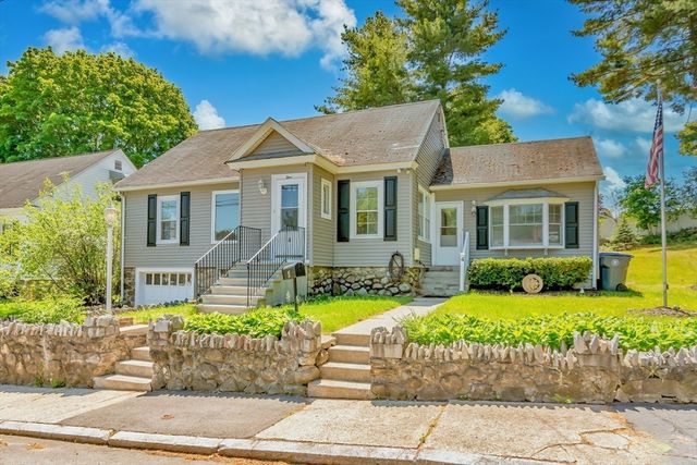 4 Capitol Street, Methuen, MA 01844