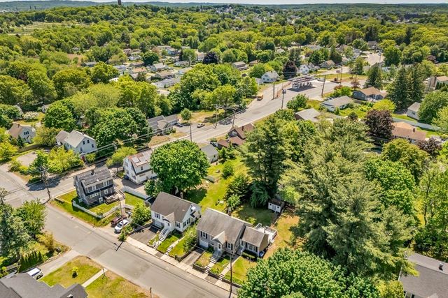 4 Capitol Street, Methuen, MA 01844