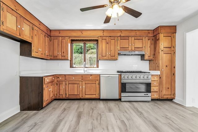 4 Capitol Street, Methuen, MA 01844