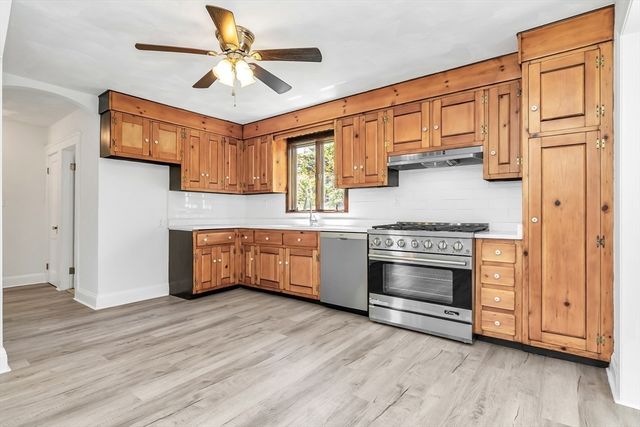 4 Capitol Street, Methuen, MA 01844