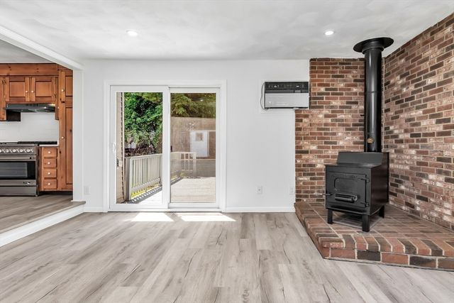 4 Capitol Street, Methuen, MA 01844