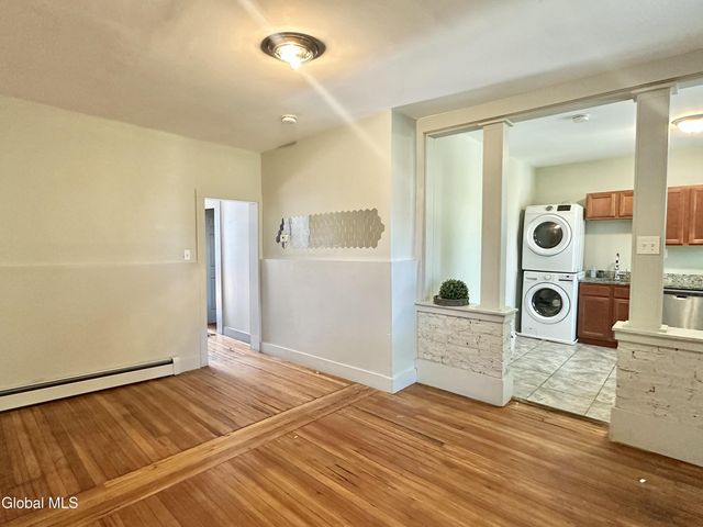 343 Madison Avenue, Albany, NY 12210