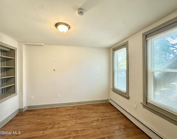 343 Madison Avenue, Albany, NY 12210