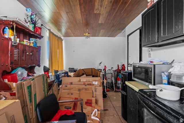 3764 S VALLEY FORGE RD, Magna, UT 84044