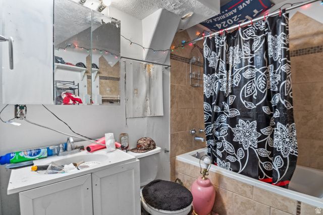 3764 S VALLEY FORGE RD, Magna, UT 84044