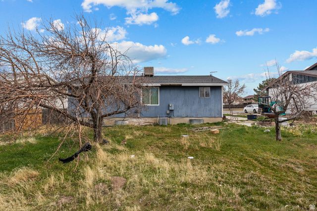 3764 S VALLEY FORGE RD, Magna, UT 84044