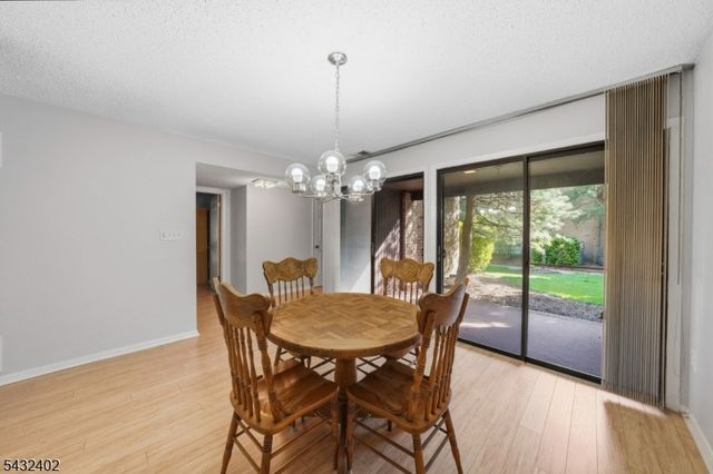 336 Willowbrook Dr, North Brunswick Twp., NJ 08902