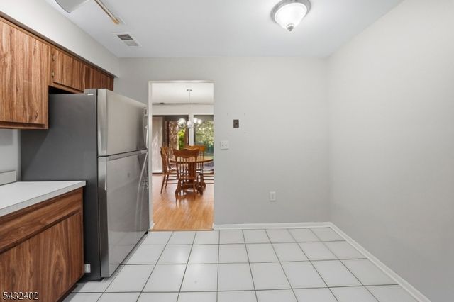 336 Willowbrook Dr, North Brunswick Twp., NJ 08902