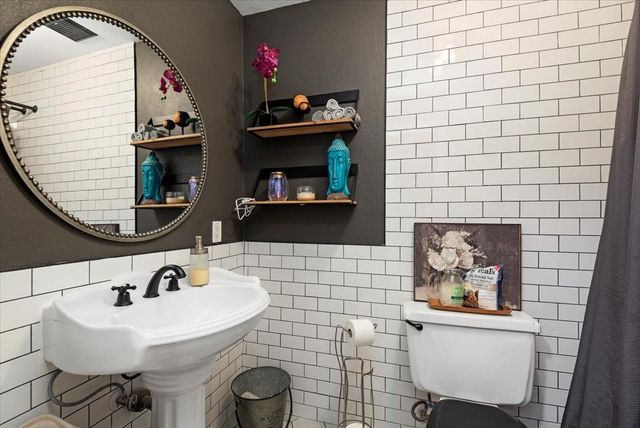 10047 Westpark Drive 33, Houston, TX 77042