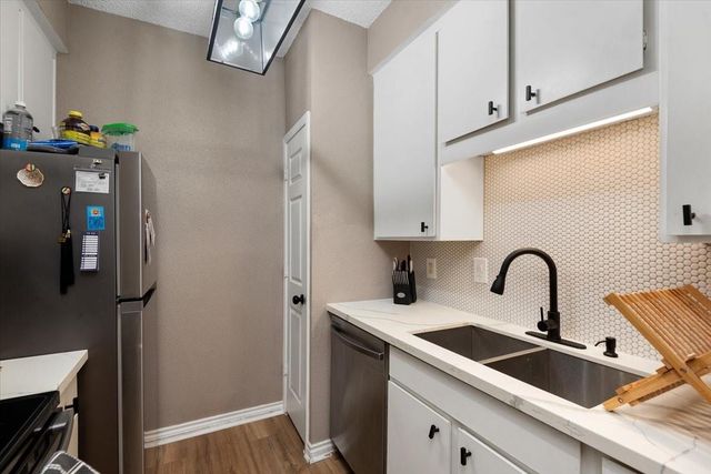 10047 Westpark Drive 33, Houston, TX 77042