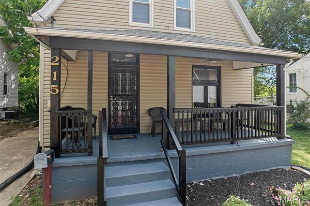 215 E 8th Street, Alton, IL 62002