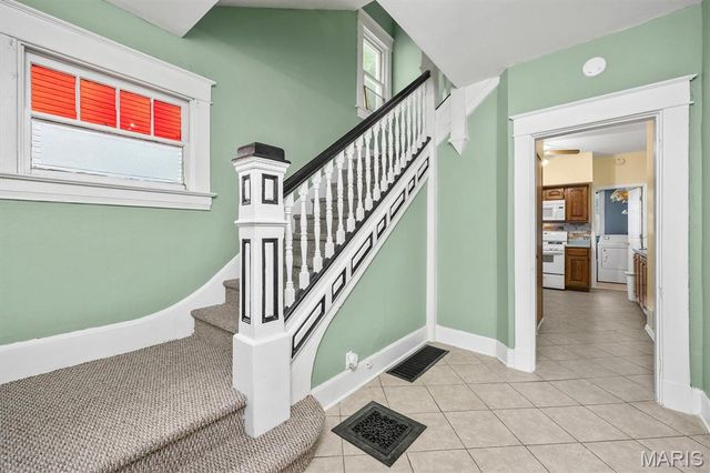 215 E 8th Street, Alton, IL 62002