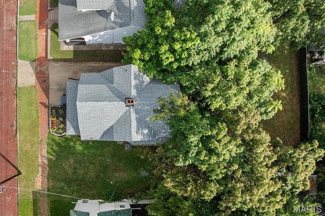 215 E 8th Street, Alton, IL 62002