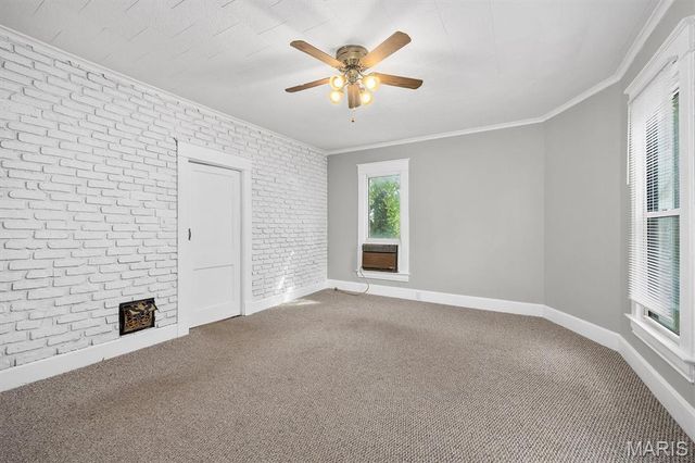 215 E 8th Street, Alton, IL 62002