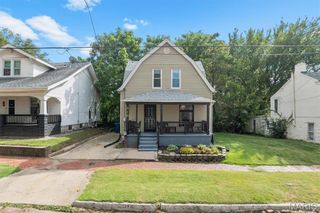 215 E 8th Street, Alton, IL 62002