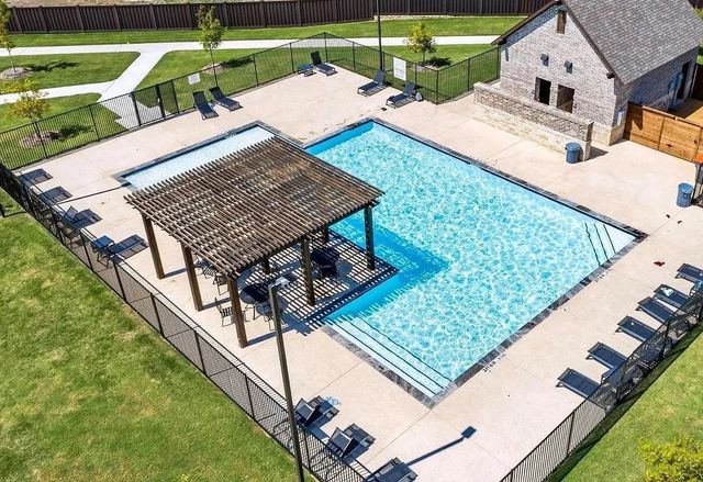 2032 Brentwood Drive, Anna, TX 75409