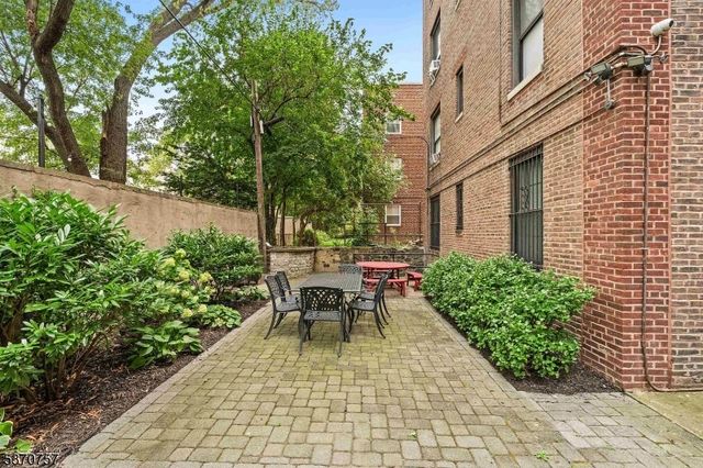 50 Glenwood Ave 702, Jersey City, NJ 07306