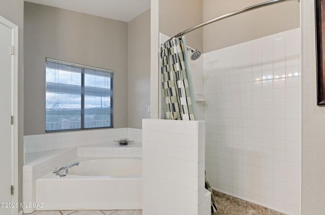 11137 N Par Drive, Oro Valley, AZ 85737