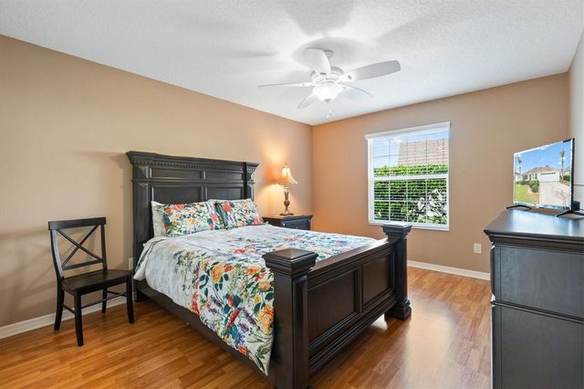 2332 GRENADIER WAY, The Villages, FL 32162