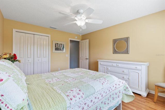 2332 GRENADIER WAY, The Villages, FL 32162