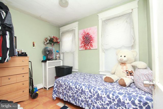 145 WYOMING AVE, Philadelphia, PA 19140