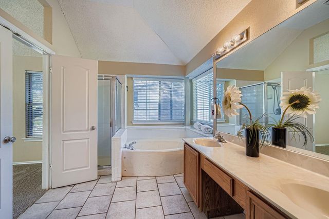 2812 Little Elm TRL, Cedar Park, TX 78613