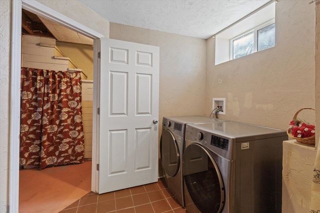 2204 E Joseph Ave, Spokane, WA 99208