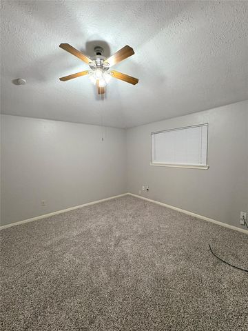 1014 Stoneleigh Court, Tomball, TX 77375