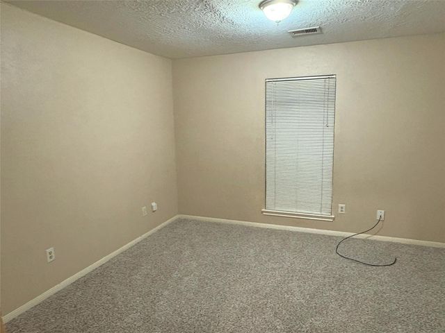 1014 Stoneleigh Court, Tomball, TX 77375