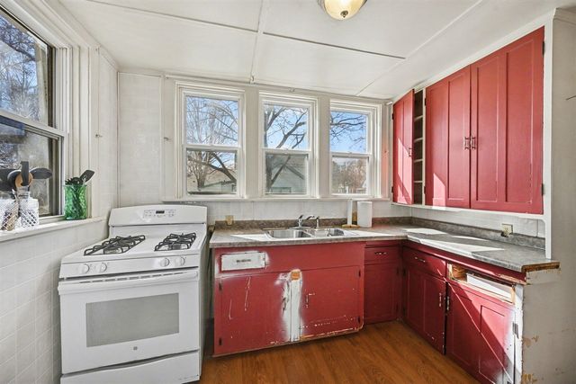 413 W Saint Joseph Street, Lawrence, MI 49064