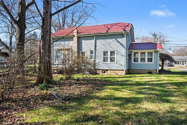 413 W Saint Joseph Street, Lawrence, MI 49064