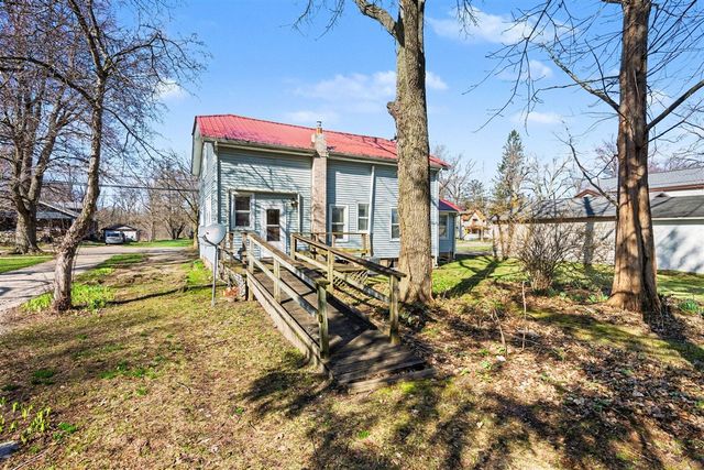 413 W Saint Joseph Street, Lawrence, MI 49064