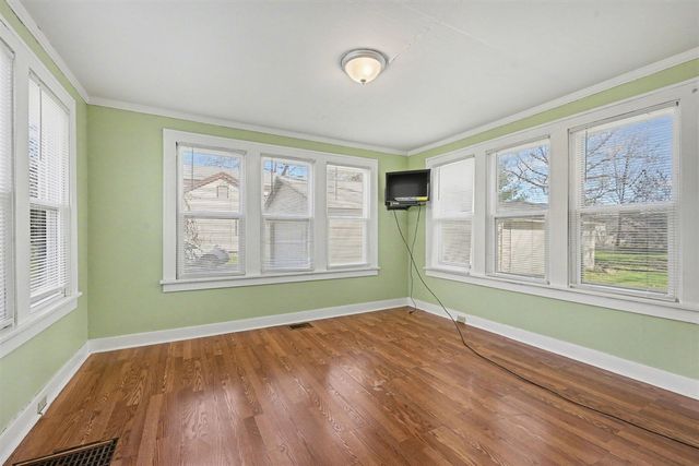 413 W Saint Joseph Street, Lawrence, MI 49064