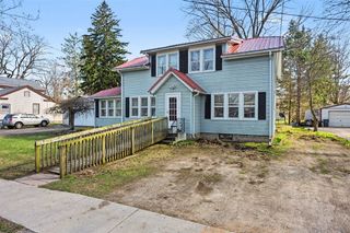 413 W Saint Joseph Street, Lawrence, MI 49064