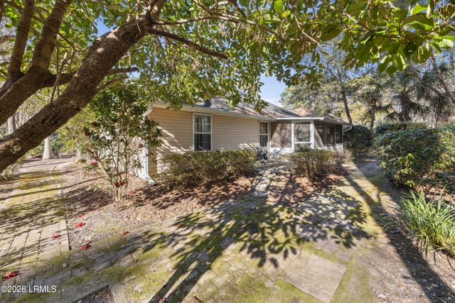 40 Monticello Drive, Hilton Head Island, SC 29926